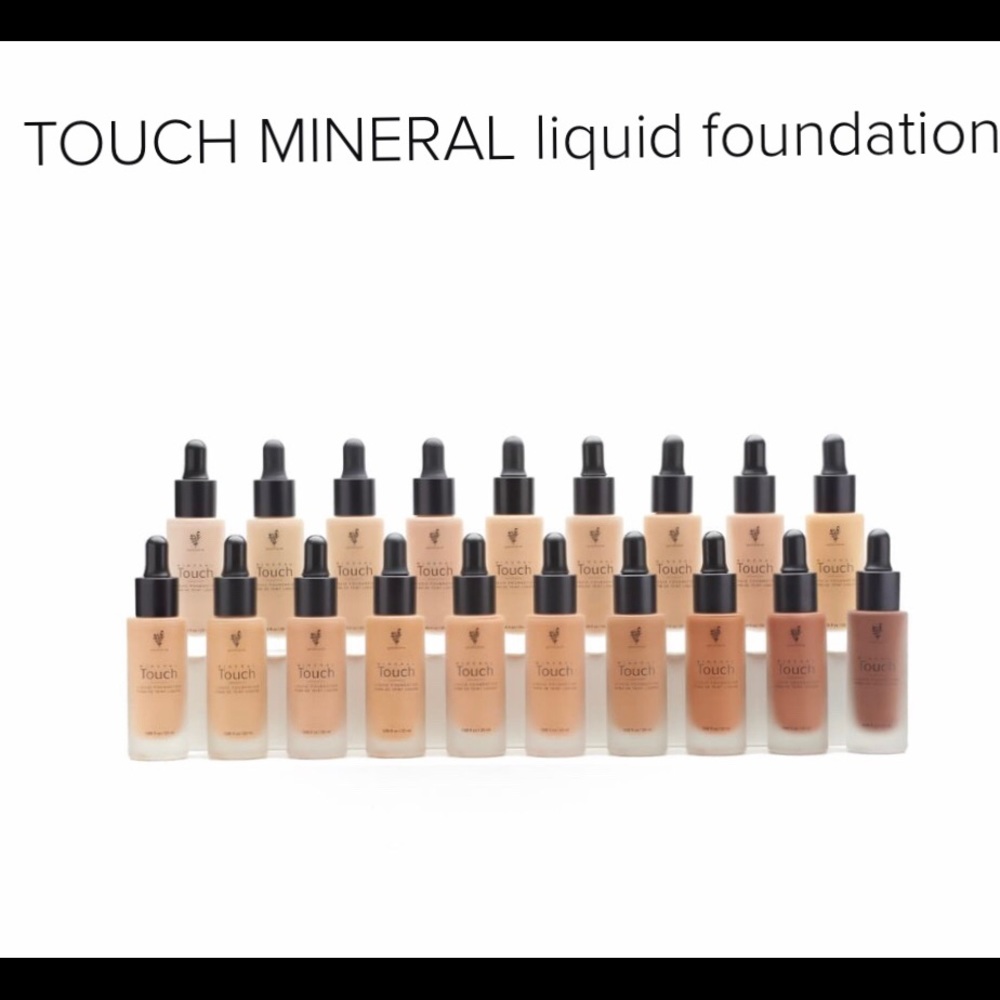 Touch Mineral Liquid Foundation Organza - Picture 3 of 4